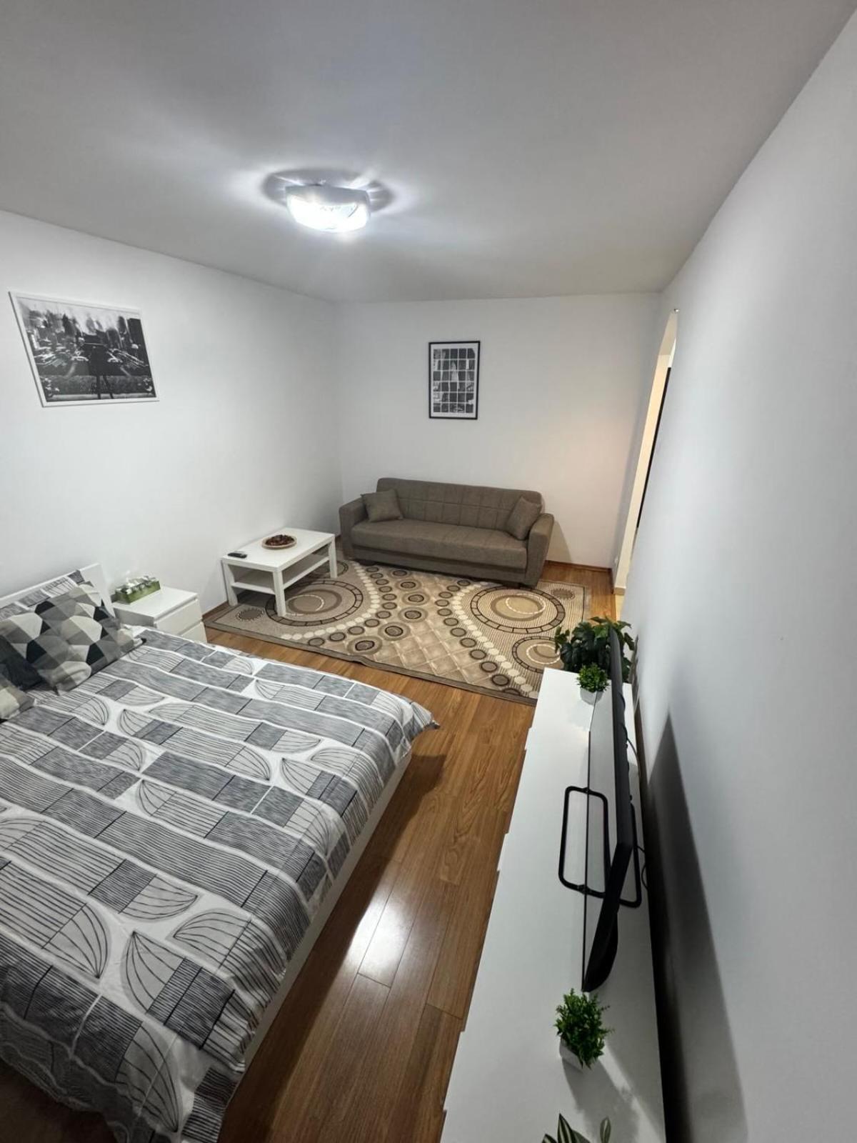 View Apartament Bucureşti
